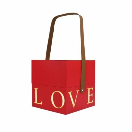 Подарочная коробка с ручкой LOVE красная, S - 16,5х16,5х17 см - lovekeks.com.ua
