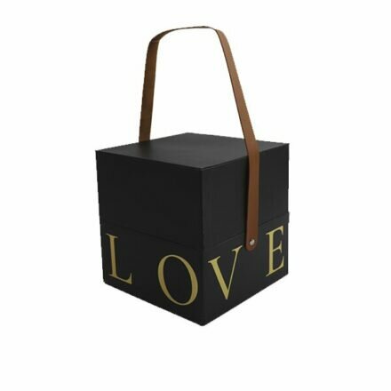 Подарочная коробка с ручкой LOVE черная, S - 16,5х16,5х17 см - lovekeks.com.ua